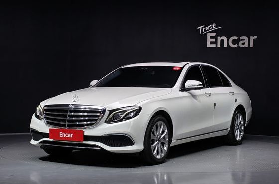Mercedes-Benz E-Class E220d 4MATIC Exclusive — пробег 93 092 км — фото 1 из 5