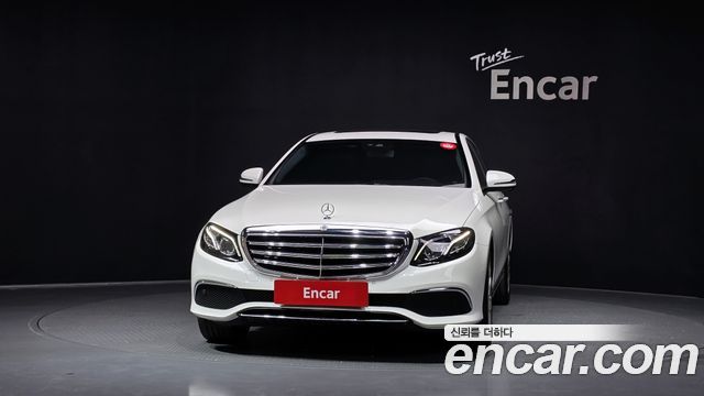 Mercedes-Benz E-Class из Кореи Encar