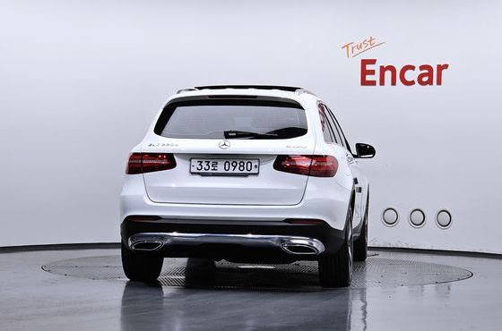 Mercedes-Benz GLC-Class GLC220 d 4MATIC Premium — пробег 95 431 км — фото 4 из 5