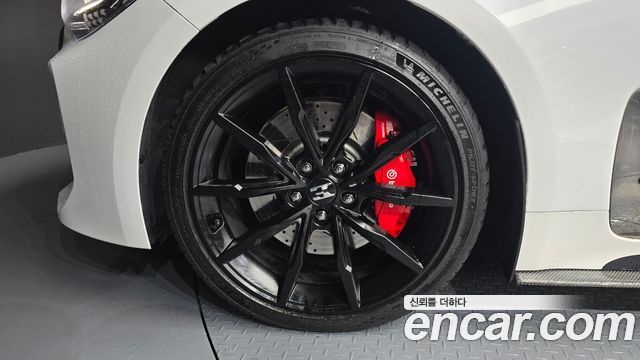 Kia Stinger из Кореи Encar