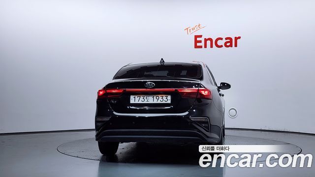 Kia K3 из Кореи Encar
