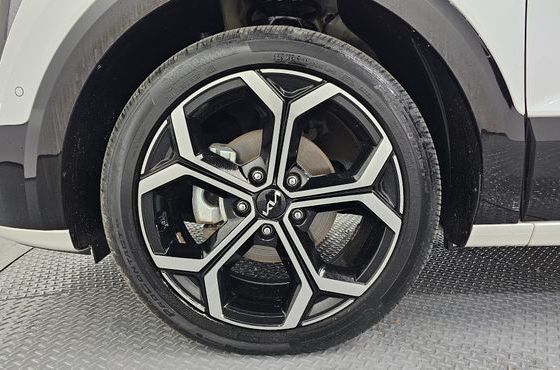 Kia Niro Signature — пробег 67 986 км — фото 5 из 5