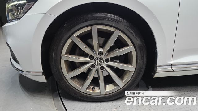 Volkswagen Passat из Кореи Encar