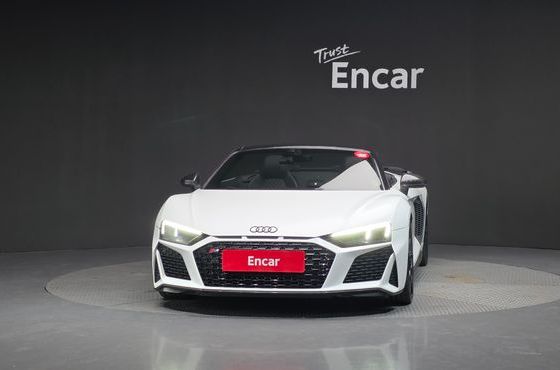 Audi R8 5.2 V10 Performance Spyder — пробег 42 242 км — фото 3 из 5
