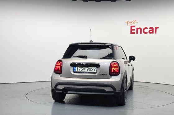 Mini Cooper Gen Z Edition 3rd — пробег 51 173 км — фото 4 из 5