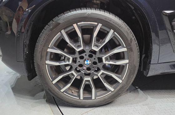 BMW X5 xDrive 40i M Sport — пробег 25 995 км — фото 5 из 5