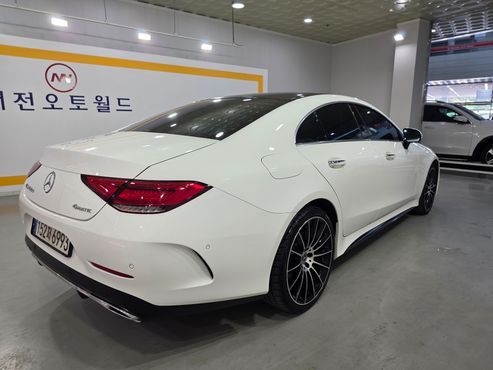 Mercedes-Benz CLS-Class CLS400d 4MATIC AMG Line — пробег 53 016 км — фото 5 из 5