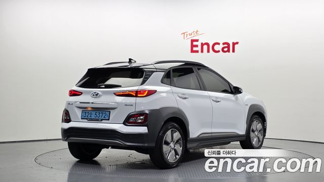 Hyundai Kona из Кореи Encar
