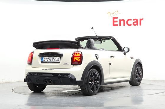 Mini Cooper Convertible JCW — пробег 63 172 км — фото 2 из 5
