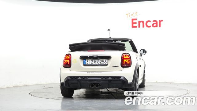 Mini Cooper Convertible JCW — пробег 63 172 км — фото 4 из 5