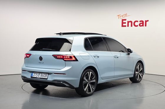 Volkswagen Golf 2.0 TDI Prestige — пробег 8 555 км — фото 2 из 5