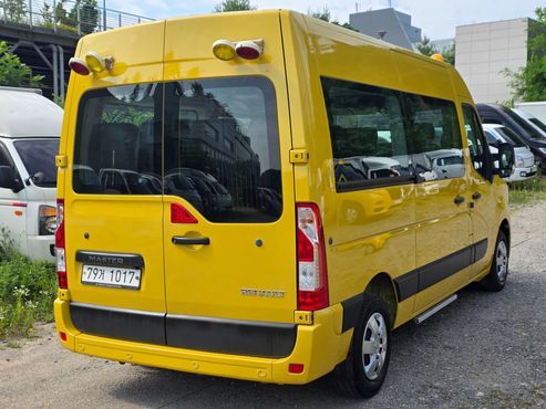 Renault (Samsung) Master School Bus 15-Seater — пробег 40 198 км — фото 3 из 5