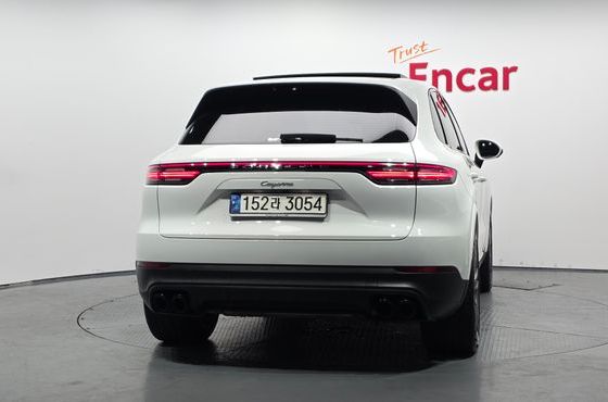 Porsche Cayenne 3.0 — пробег 37 966 км — фото 4 из 5