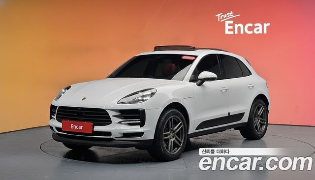 Porsche Macan 2.0 95B — пробег 68 498 км — фото 1 из 5