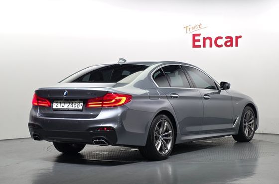 BMW 5-Series 530i M Sport Package Plus — пробег 83 834 км — фото 2 из 5