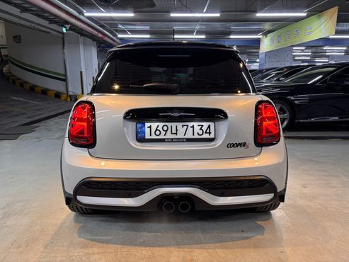 Mini Cooper Classic Launch Pack Third Generation — пробег 34 000 км — фото 4 из 5