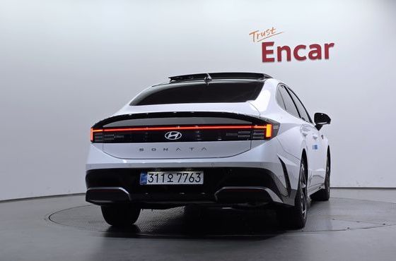 Hyundai Sonata Inspiration — пробег 15 620 км — фото 4 из 5