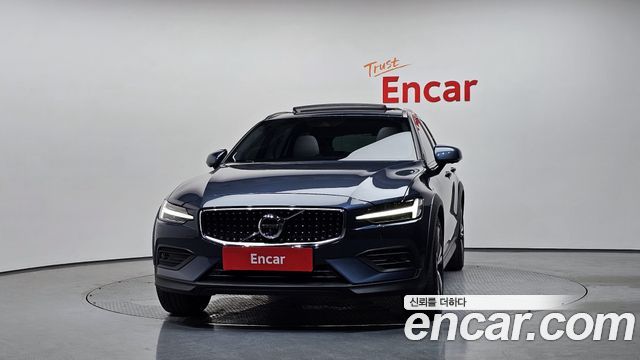 Volvo V60 из Кореи Encar