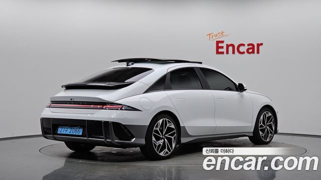 Hyundai Ioniq6 Long Range AWD Exclusive — пробег 31 273 км — фото 2 из 5