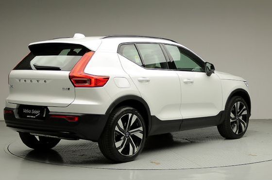 Volvo XC40 B4 Ultra Dark — пробег 3 678 км — фото 5 из 5