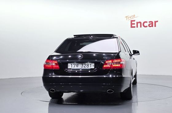 Mercedes-Benz E-Class E350 4MATIC Avantgarde — пробег 58 229 км — фото 4 из 5