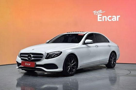 Mercedes-Benz E-Class E220d Avantgarde — пробег 143 252 км — фото 1 из 5