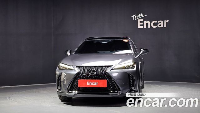 Lexus UX из Кореи Encar