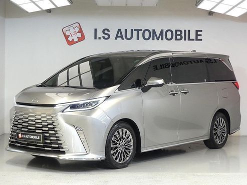 Lexus LM 500h Executive — пробег 8 200 км — фото 1 из 5