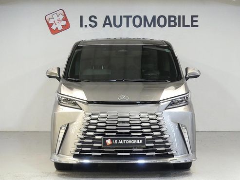 Lexus LM 500h Executive — пробег 8 200 км — фото 2 из 5
