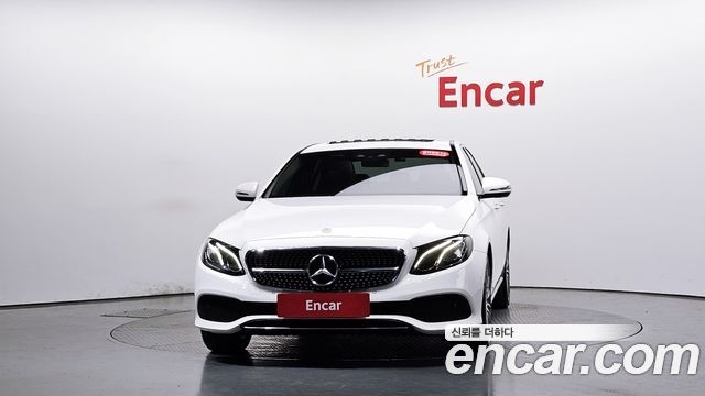 Mercedes-Benz E-Class из Кореи Encar