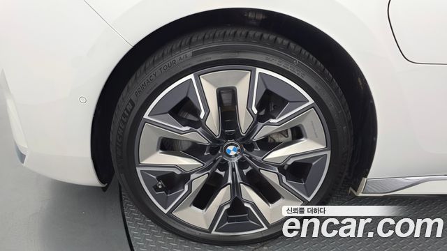 BMW 7-Series из Кореи Encar