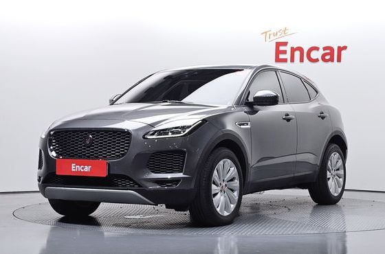 Jaguar E-PACE P250 SE — пробег 100 338 км — фото 1 из 5