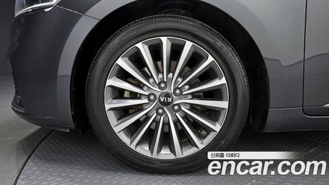 Kia K7 из Кореи Encar