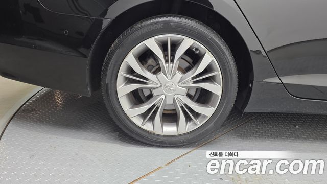 Hyundai Sonata 2.0 Premium — пробег 163 814 км — фото 5 из 5