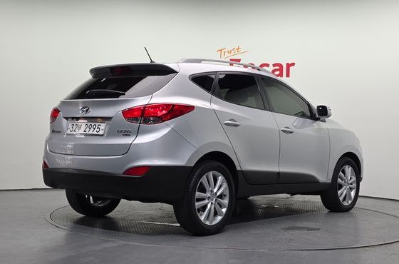 Hyundai Tucson Diesel 2WD LX20 Premier — пробег 187 344 км — фото 2 из 5