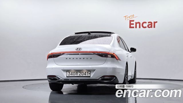 Hyundai Grandeur из Кореи Encar