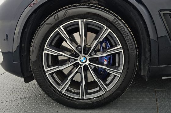 BMW X5 xDrive 30d M Sport — пробег 37 328 км — фото 5 из 5