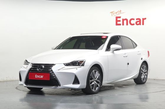 Lexus IS Supreme — пробег 60 042 км — фото 1 из 5