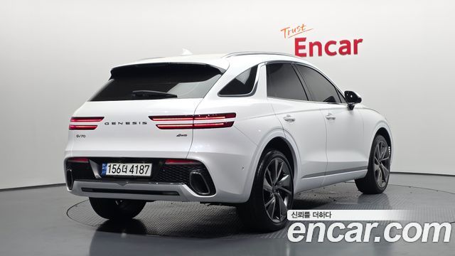 Genesis GV70 из Кореи Encar