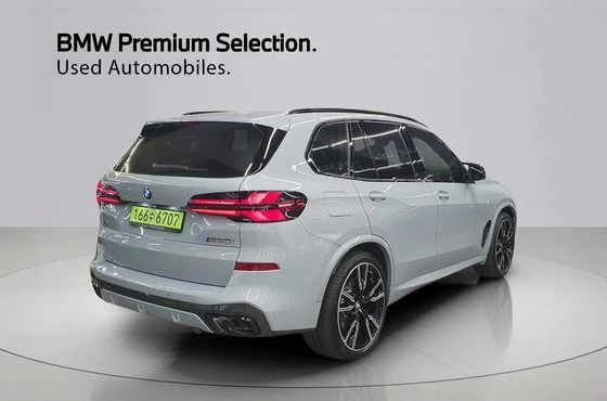 BMW X5 M60i — пробег 6 852 км — фото 2 из 5