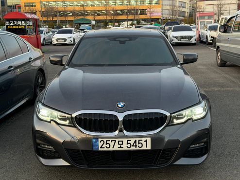 BMW 3-Series 330e M Sport — пробег 104 620 км — фото 3 из 5