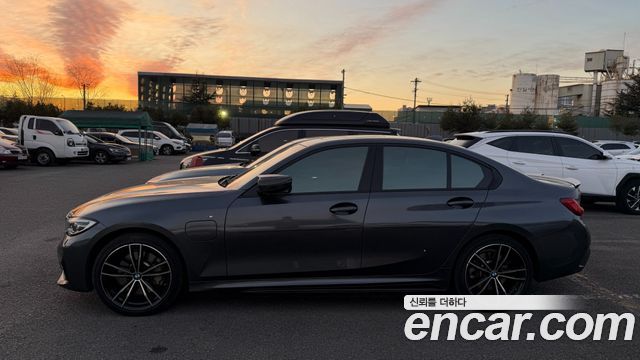 BMW 3-Series из Кореи Encar