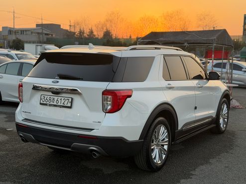 Ford Explorer 2.3 LimIted 4WD — пробег 47 000 км — фото 2 из 5