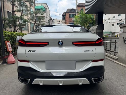 BMW X6 xDrive40i M Sport — пробег 4 300 км — фото 4 из 5