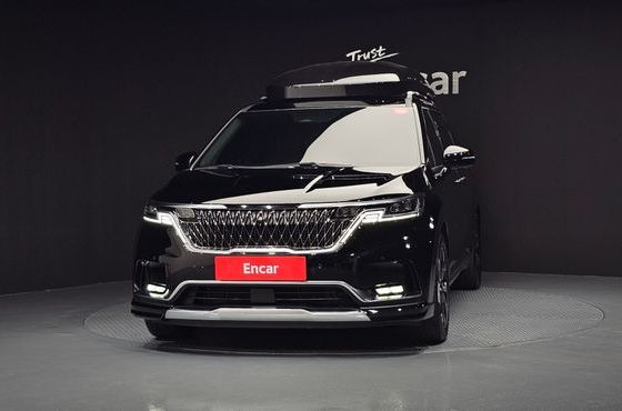 Kia Carnival Gasoline 7-Seater Signature — пробег 41 064 км — фото 3 из 5