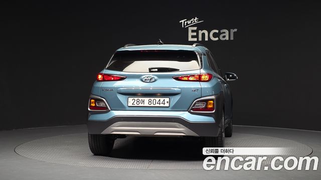 Hyundai Kona из Кореи Encar