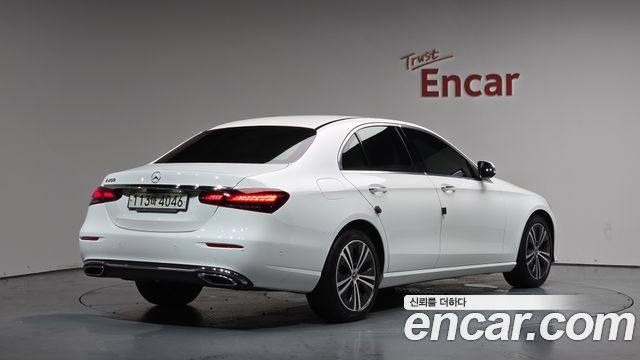 Mercedes-Benz E-Class из Кореи Encar