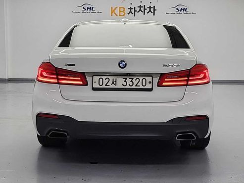 BMW 5-Series 530i xDrive M Sport Package Plus — пробег 146 894 км — фото 3 из 5