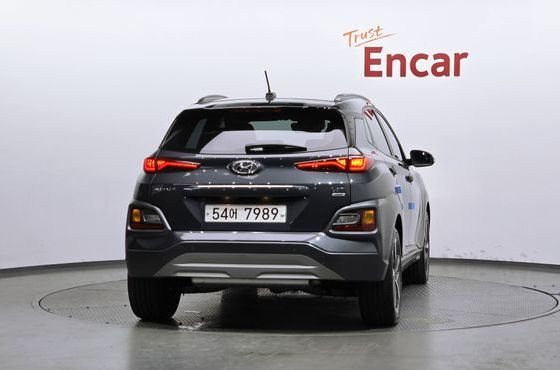 Hyundai Kona 1.6 Turbo 4WD Premium — пробег 7 854 км — фото 4 из 5
