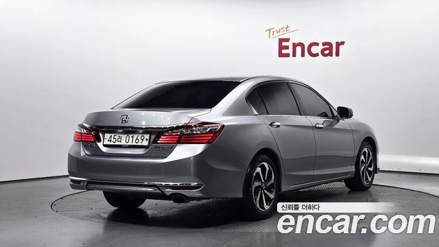 Honda Accord из Кореи Encar